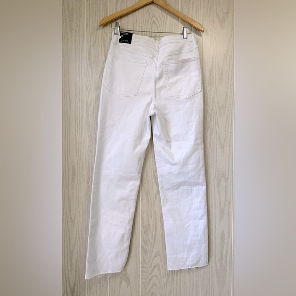 J. Crew White stovepipe straight jean in signature stretch+ Size 28 NWT - Picture 6 of 6